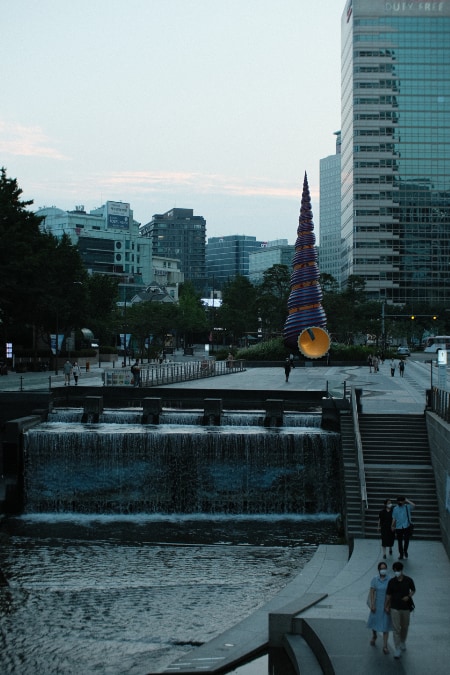 Cheonggyecheon stream